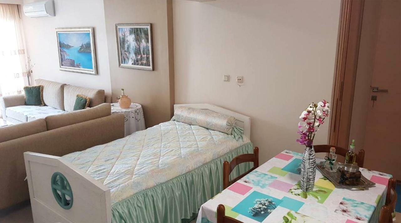 شقة Maria'S Garden House فلوغيتا المظهر الخارجي الصورة